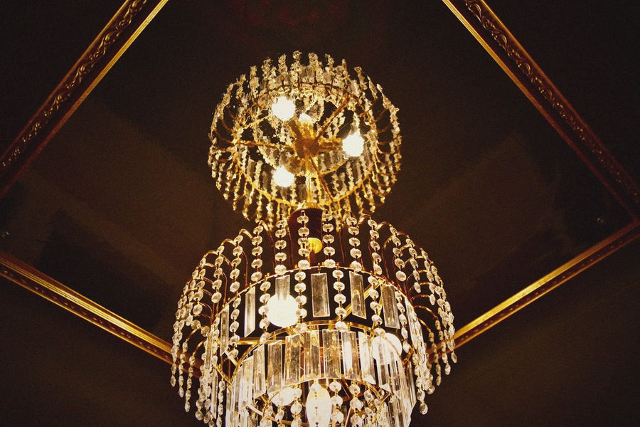 Kronleuchter im Casino-Raum